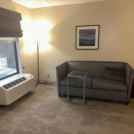 Hampton Inn Doylestown Warrington Exterior foto