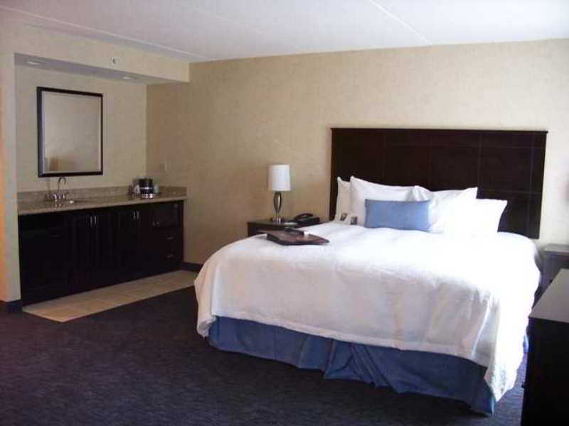 Hampton Inn Doylestown Warrington Habitación foto